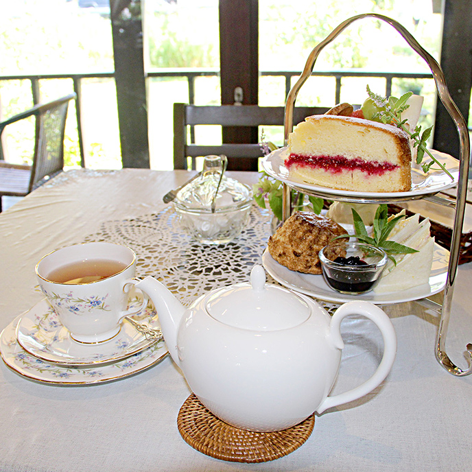 1名2,500円~。価格は紅茶とケーキの種類で変わります。
