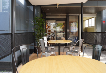 ZETTON CAFEの店内